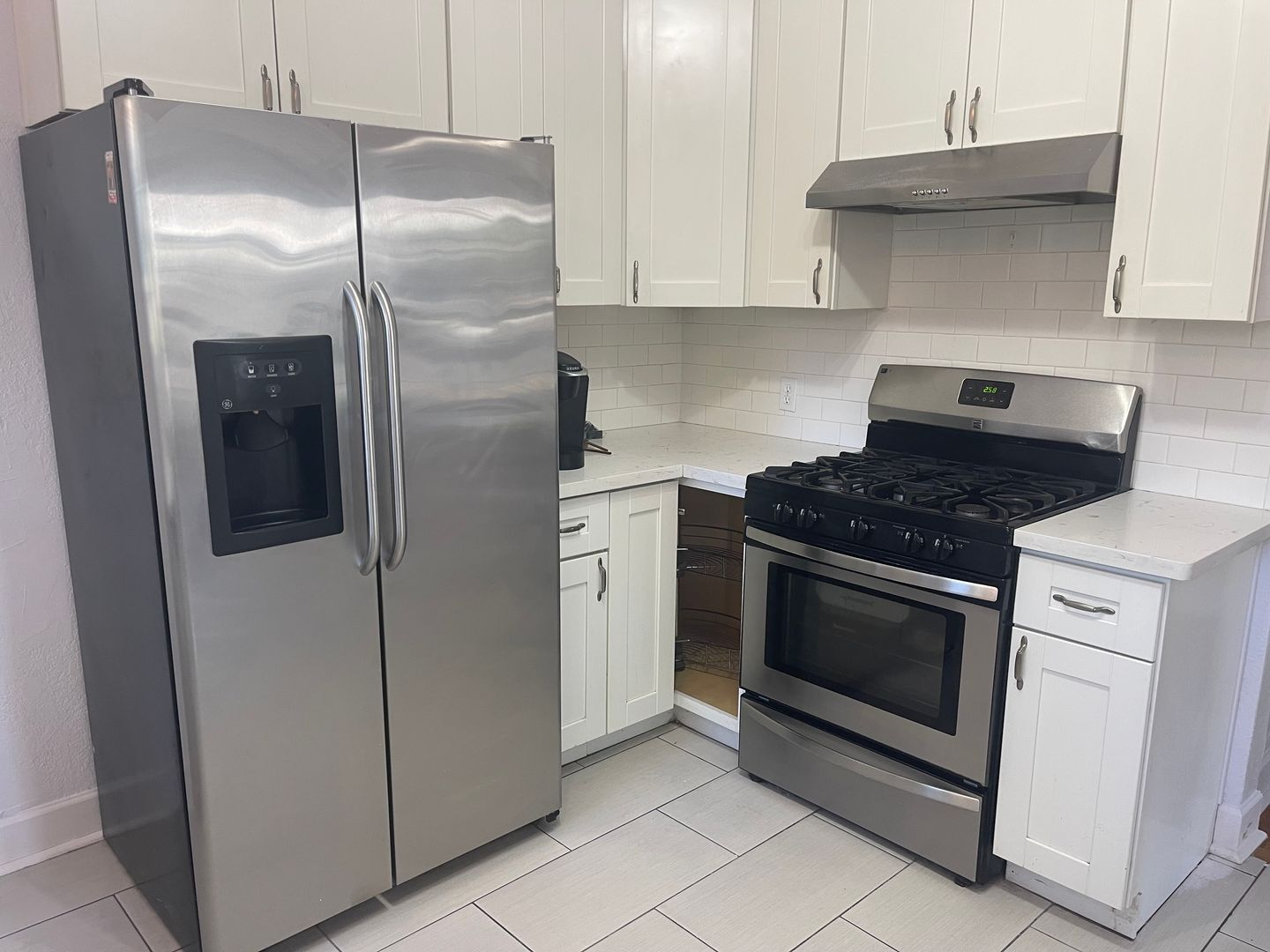 2233 Dwight Way - Stockton - California - 2 bed, 1 bath rental property