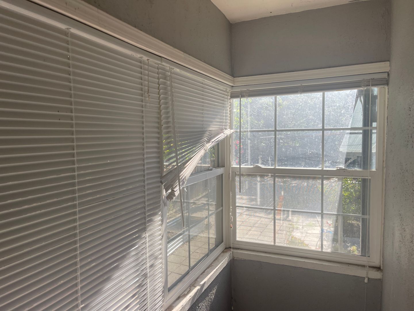 2233 Dwight Way - Stockton - California - 2 bed, 1 bath rental property