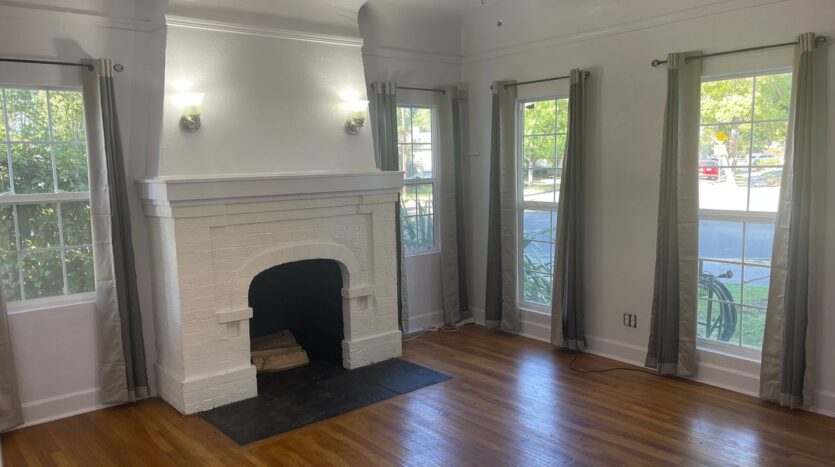 2233 Dwight Way - Stockton - California - 2 bed, 1 bath rental property