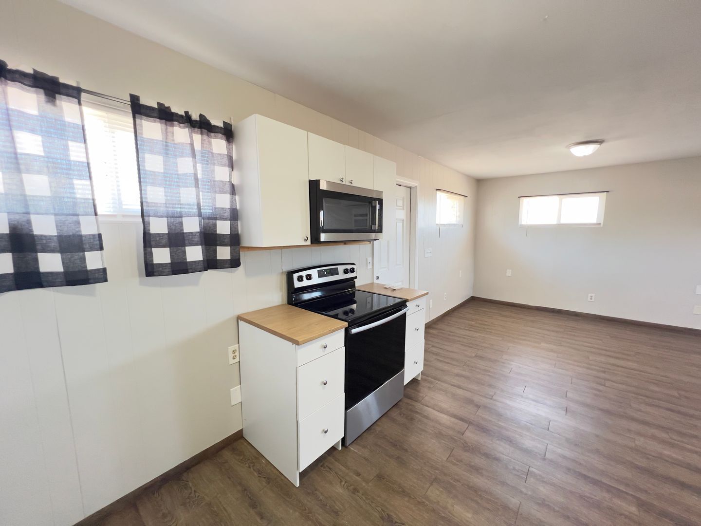 227 S Texas Ave  # B - Henderson - Nevada - 1 bath rental property