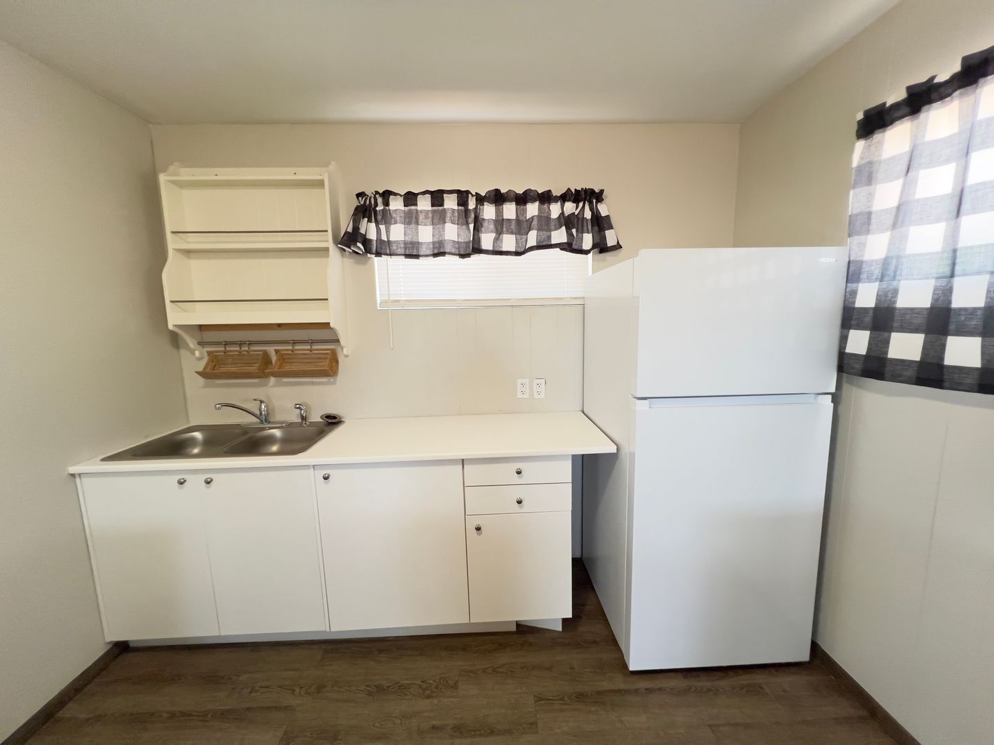 227 S Texas Ave  # B - Henderson - Nevada - 1 bath rental property