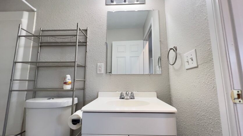 227 S Texas Ave  # B - Henderson - Nevada - 1 bath rental property