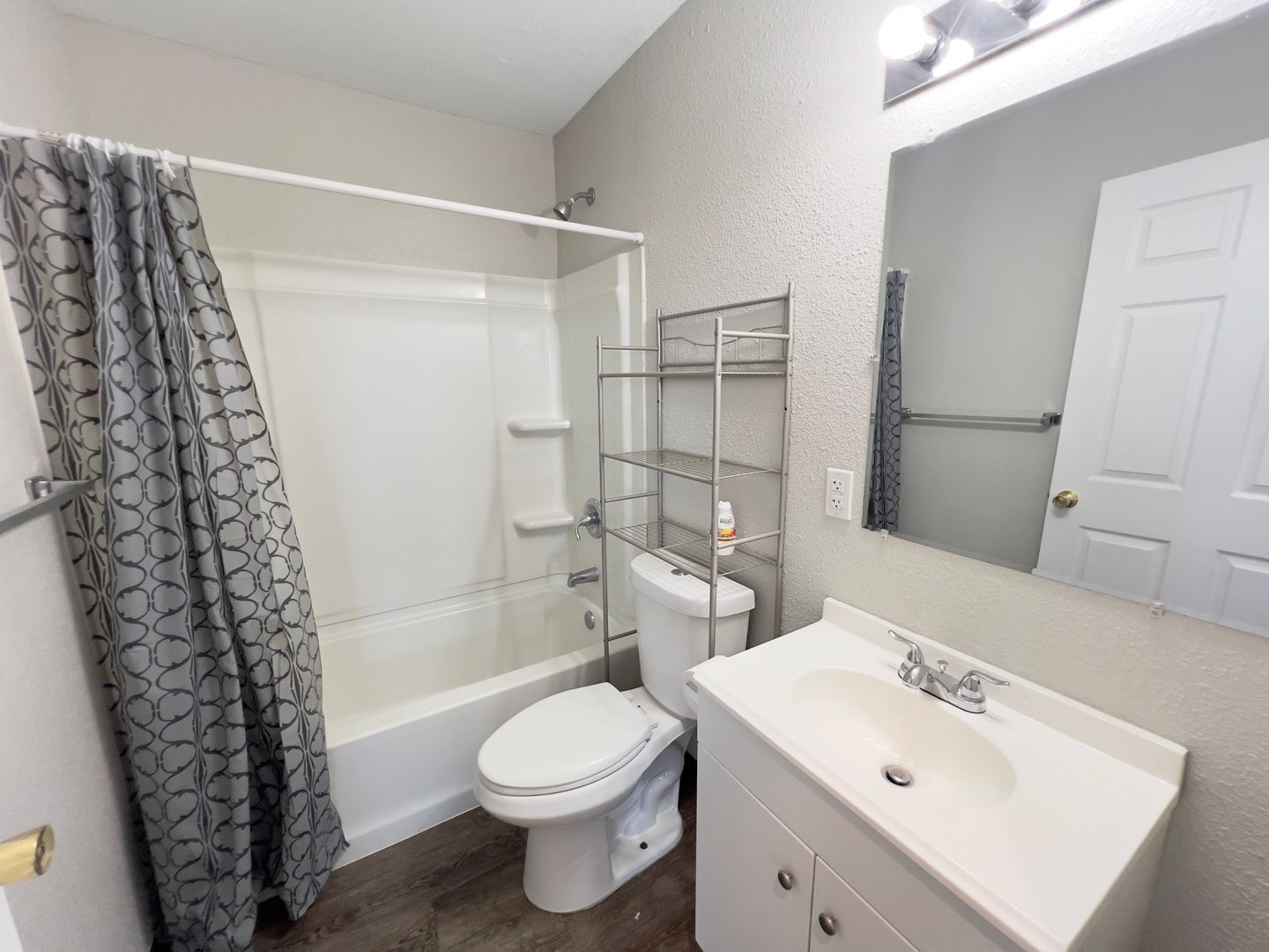 227 S Texas Ave  # B - Henderson - Nevada - 1 bath rental property