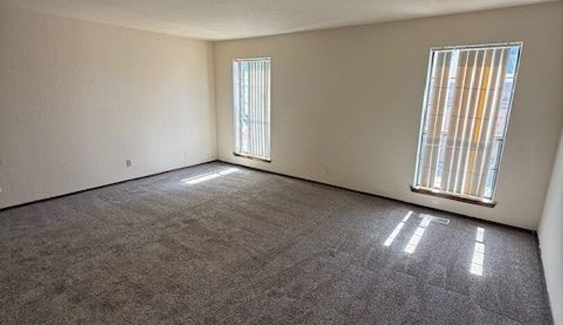 23 Lakeshore Dr. NE - Albuquerque - New Mexico - 3 bed, 2.5 bath rental property