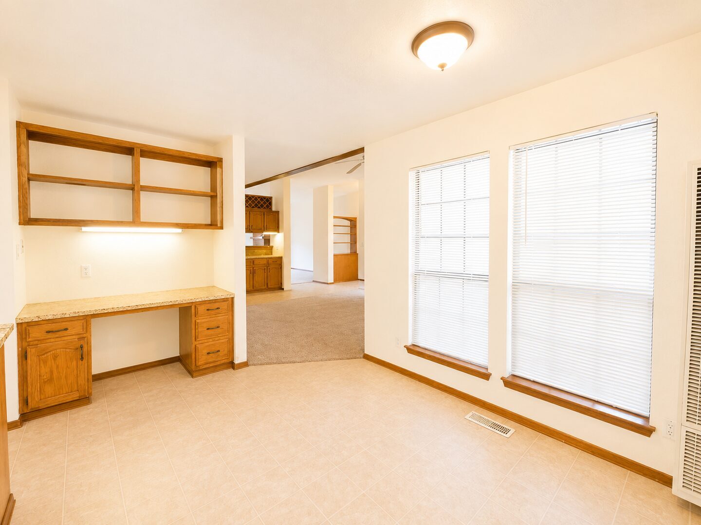 23 Lakeshore Dr. NE - Albuquerque - New Mexico - 3 bed, 2.5 bath rental property