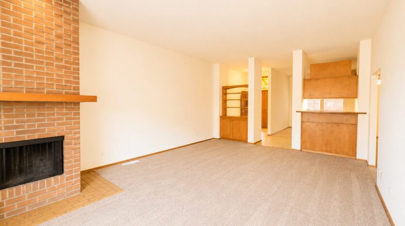 23 Lakeshore Dr. NE - Albuquerque - New Mexico - 3 bed, 2.5 bath rental property