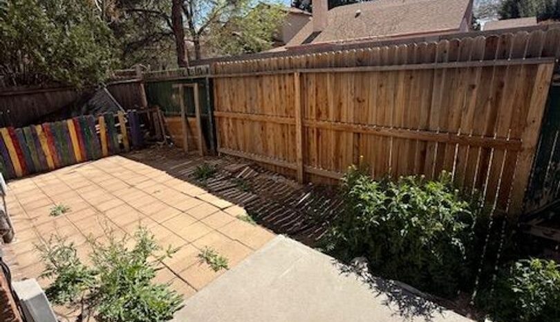23 Lakeshore Dr. NE - Albuquerque - New Mexico - 3 bed, 2.5 bath rental property