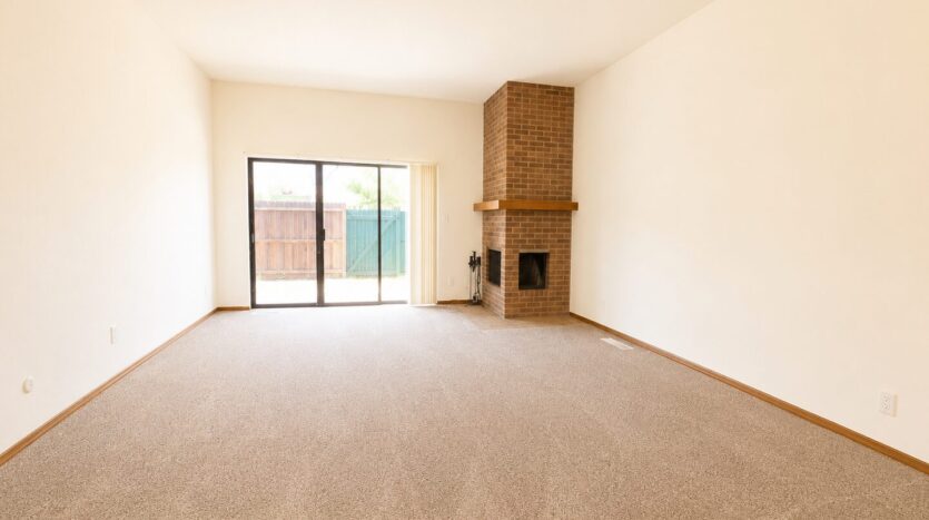 23 Lakeshore Dr. NE - Albuquerque - New Mexico - 3 bed, 2.5 bath rental property