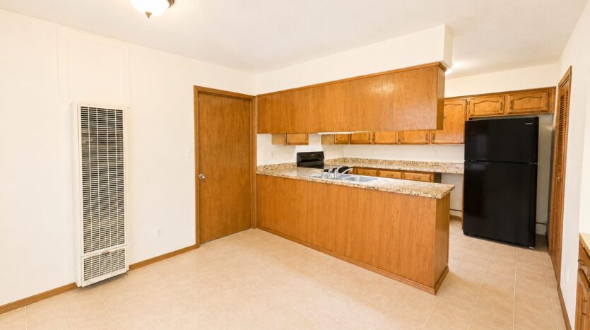 23 Lakeshore Dr. NE - Albuquerque - New Mexico - 3 bed, 2.5 bath rental property
