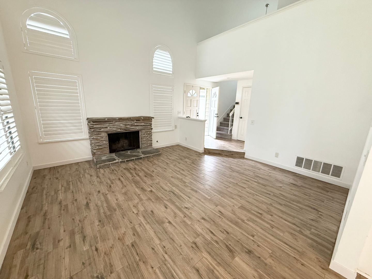 23335 Via Linda Unit A  - Mission Viejo - California - 3 bed, 2.5 bath rental property