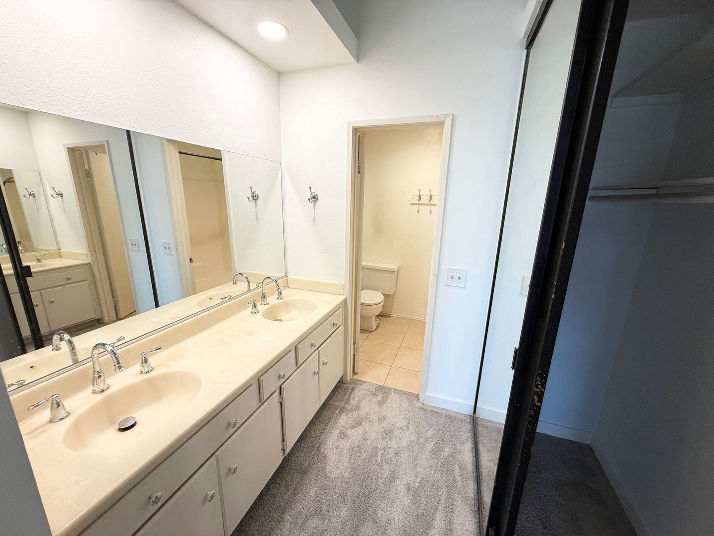 23335 Via Linda Unit A  - Mission Viejo - California - 3 bed, 2.5 bath rental property