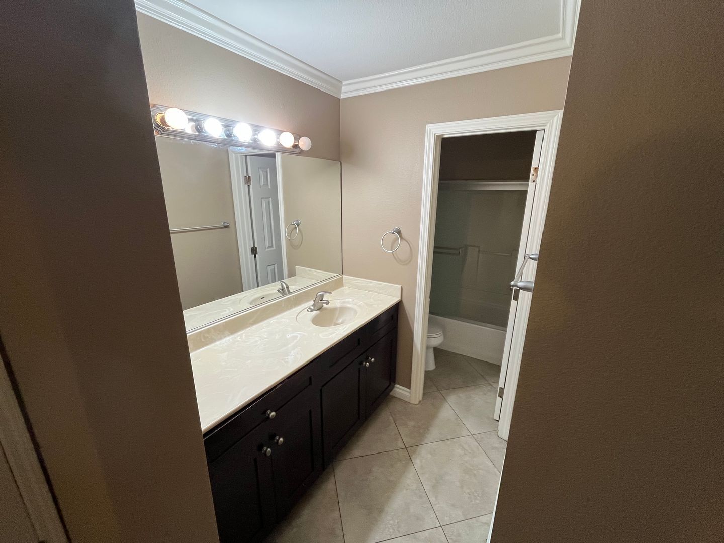 2342 Hosp Way #123 - Carlsbad - California - 2 bed, 2 bath rental property