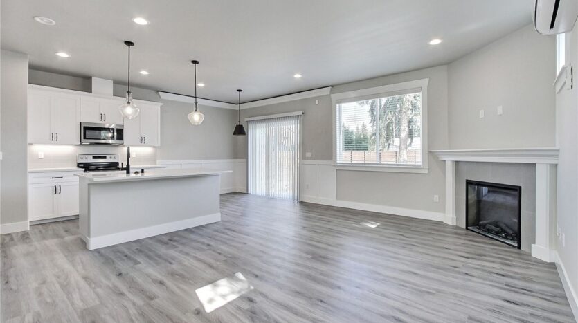 237 163rd St S - Spanaway - Washington - 3 bed, 2.5 bath rental property