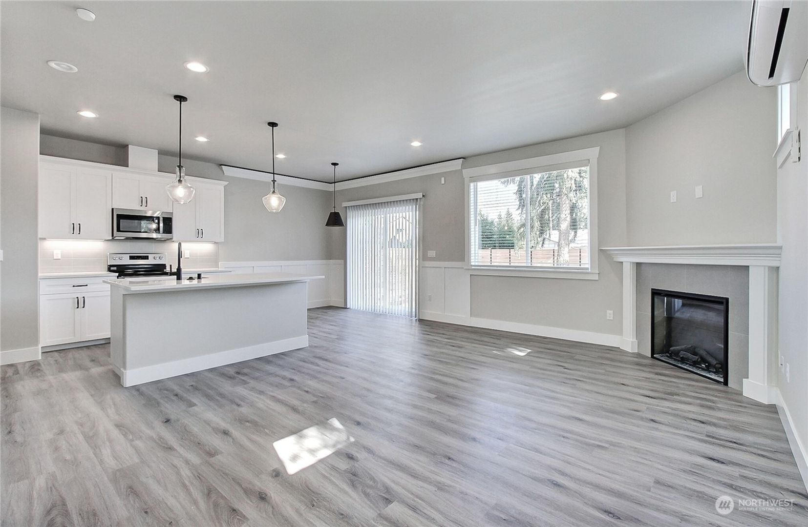 237 163rd St S - Spanaway - Washington - 3 bed, 2.5 bath rental property