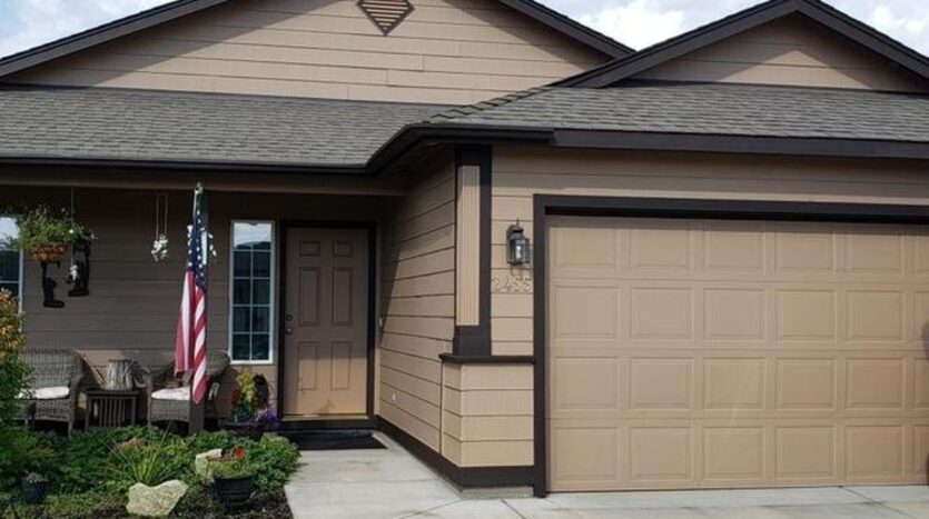 2455 NE 7th Lane - Redmond - Oregon - 3 bed, 2 bath rental property