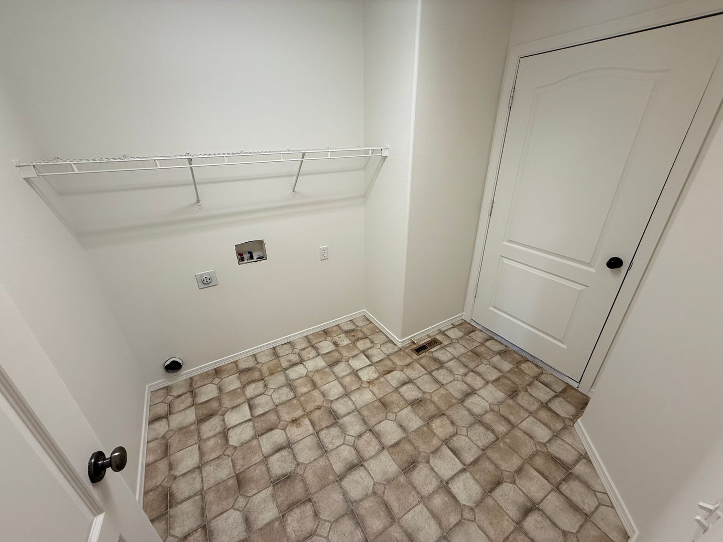 2455 NE 7th Lane - Redmond - Oregon - 3 bed, 2 bath rental property