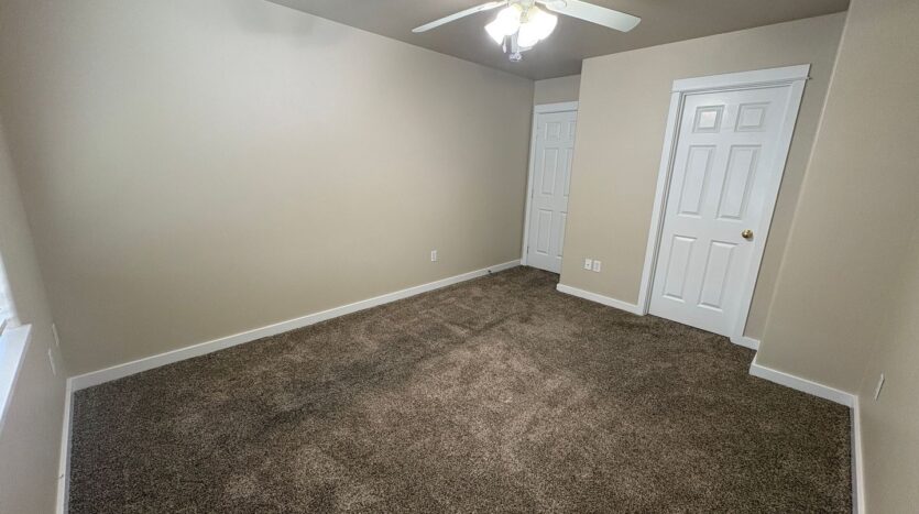 2507 - 2509 SW Cascade Mtn Ln - Redmond - Oregon - 3 bed, 2.5 bath rental property