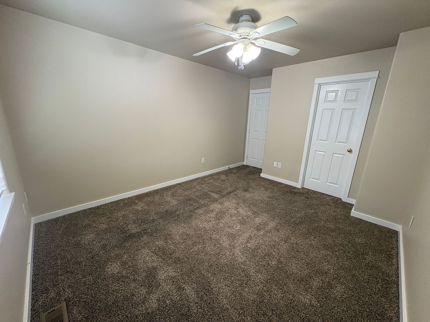2507 - 2509 SW Cascade Mtn Ln - Redmond - Oregon - 3 bed, 2.5 bath rental property