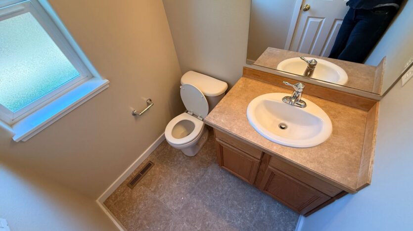 2507 - 2509 SW Cascade Mtn Ln - Redmond - Oregon - 3 bed, 2.5 bath rental property