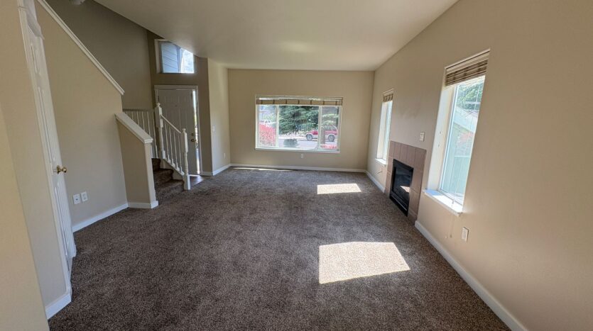2507 - 2509 SW Cascade Mtn Ln - Redmond - Oregon - 3 bed, 2.5 bath rental property