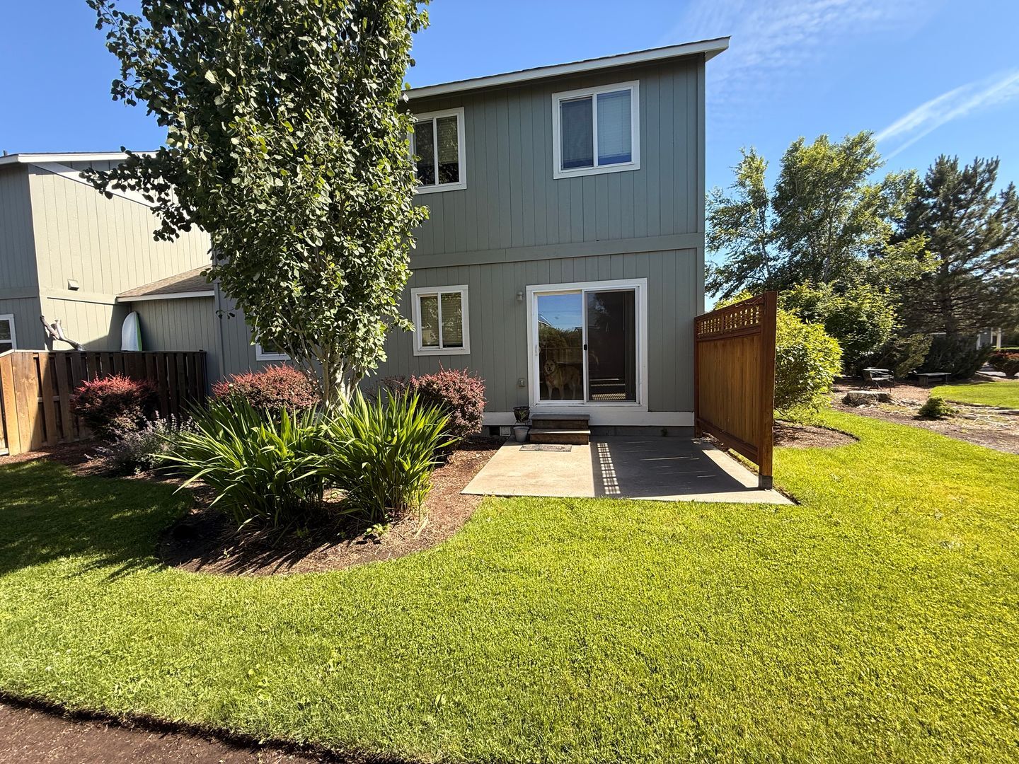 2507 - 2509 SW Cascade Mtn Ln - Redmond - Oregon - 3 bed, 2.5 bath rental property