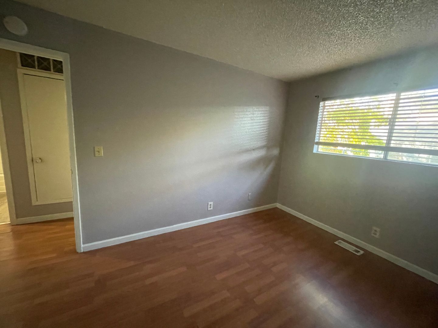 2560 E Street - D - Sparks - Nevada - 2 bed, 1 bath rental property