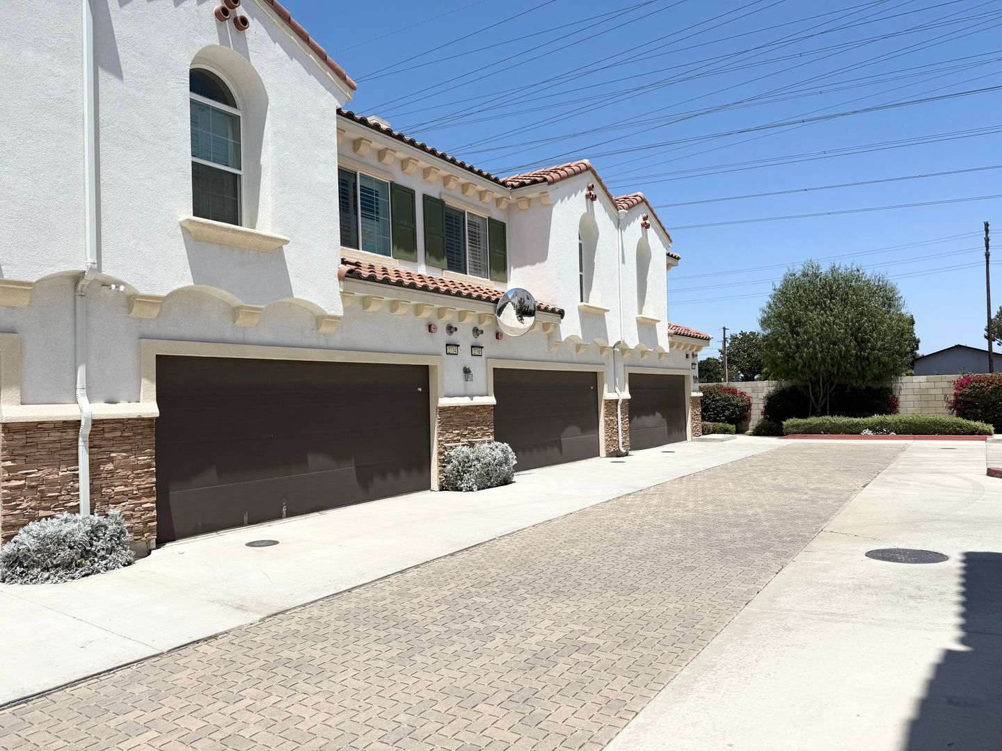 2730 W Ball Road - Anaheim - California - 3 bed, 2 bath rental property