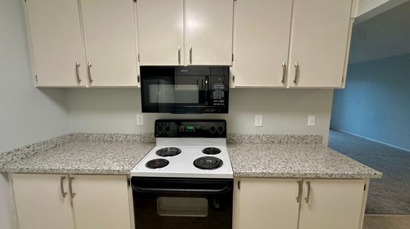 2800 Dover Ave - Fairfield - California - 2 bed, 1 bath rental property