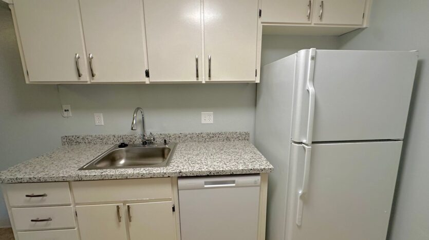 2800 Dover Ave - Fairfield - California - 2 bed, 1 bath rental property