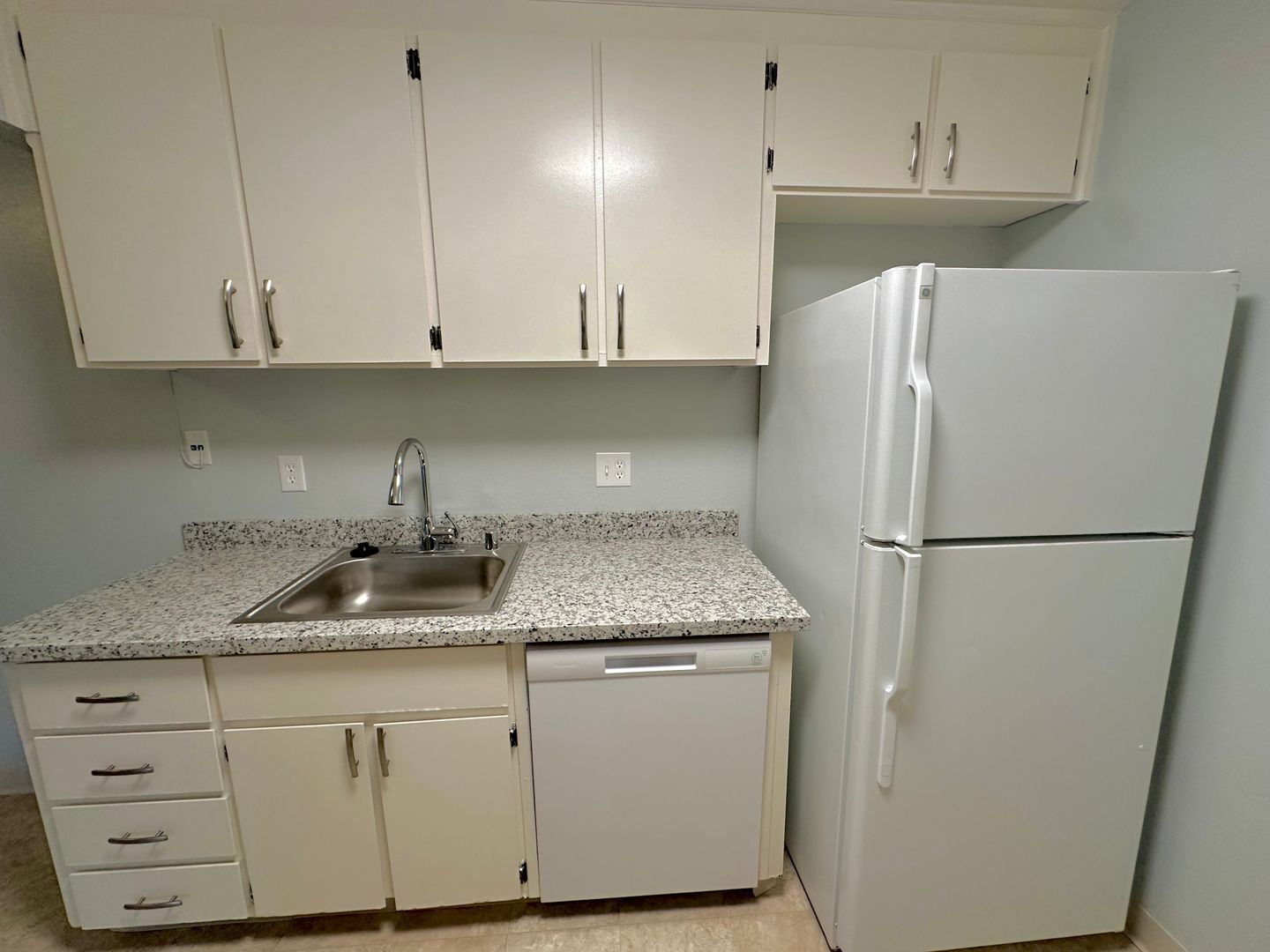 2800 Dover Ave - Fairfield - California - 2 bed, 1 bath rental property