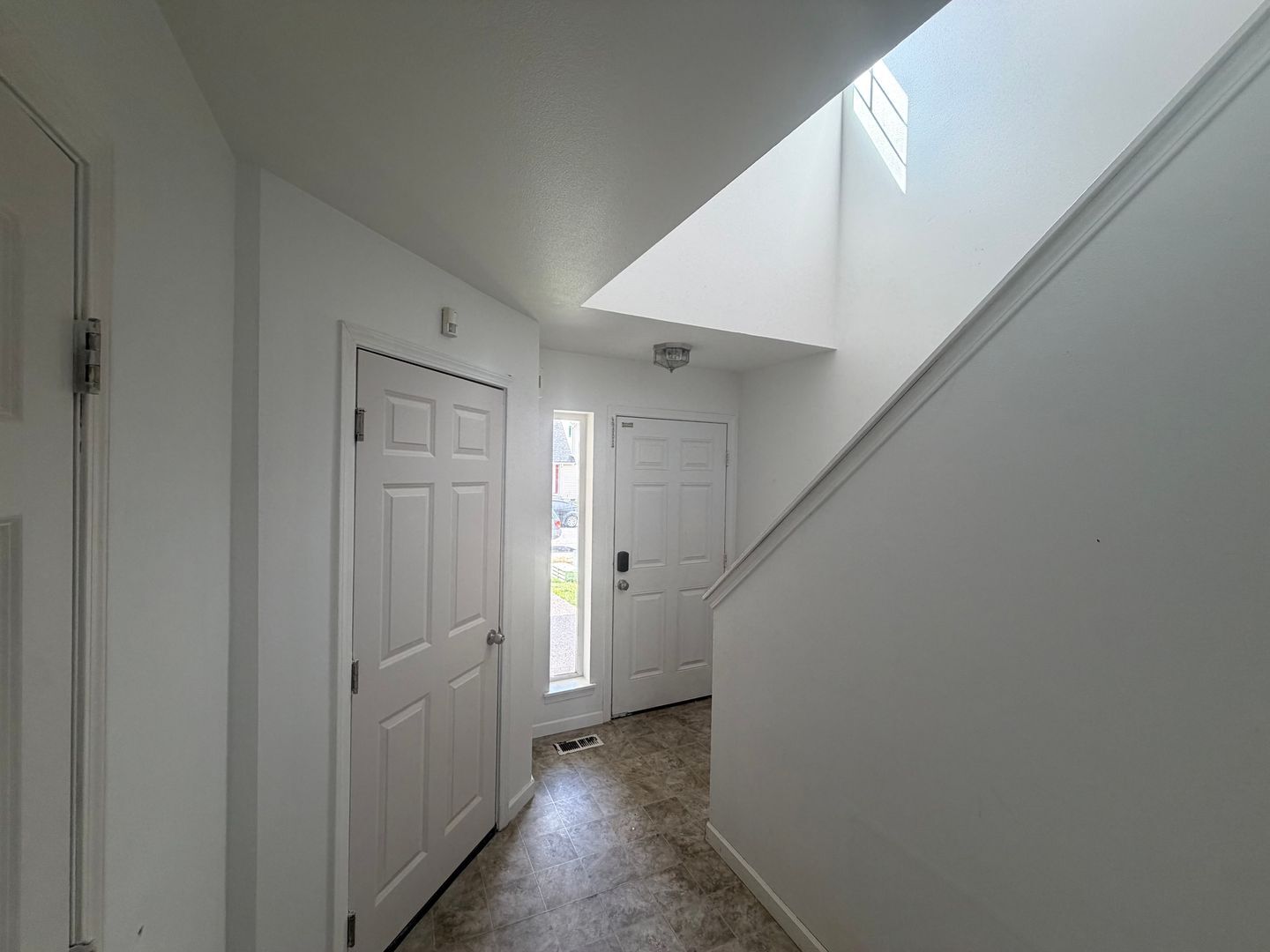 2809 186th St E - Tacoma - Washington - 3 bed, 3 bath rental property