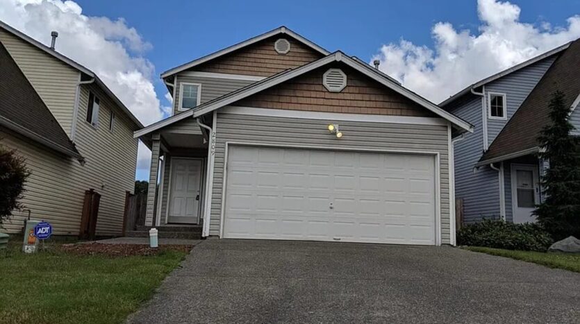 2809 186th St E - Tacoma - Washington - 3 bed, 3 bath rental property