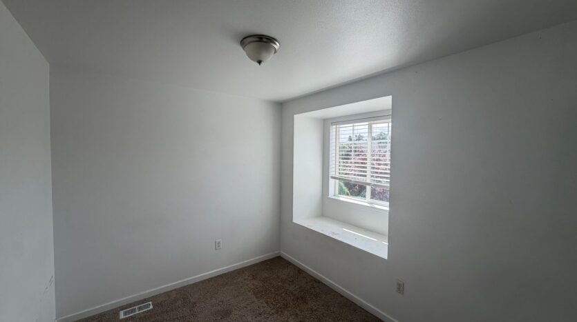 2809 186th St E - Tacoma - Washington - 3 bed, 3 bath rental property