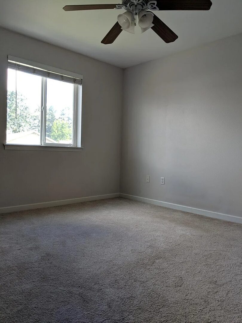 2809 186th St E - Tacoma - Washington - 3 bed, 3 bath rental property