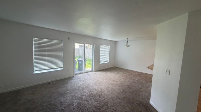 2809 186th St E - Tacoma - Washington - 3 bed, 3 bath rental property