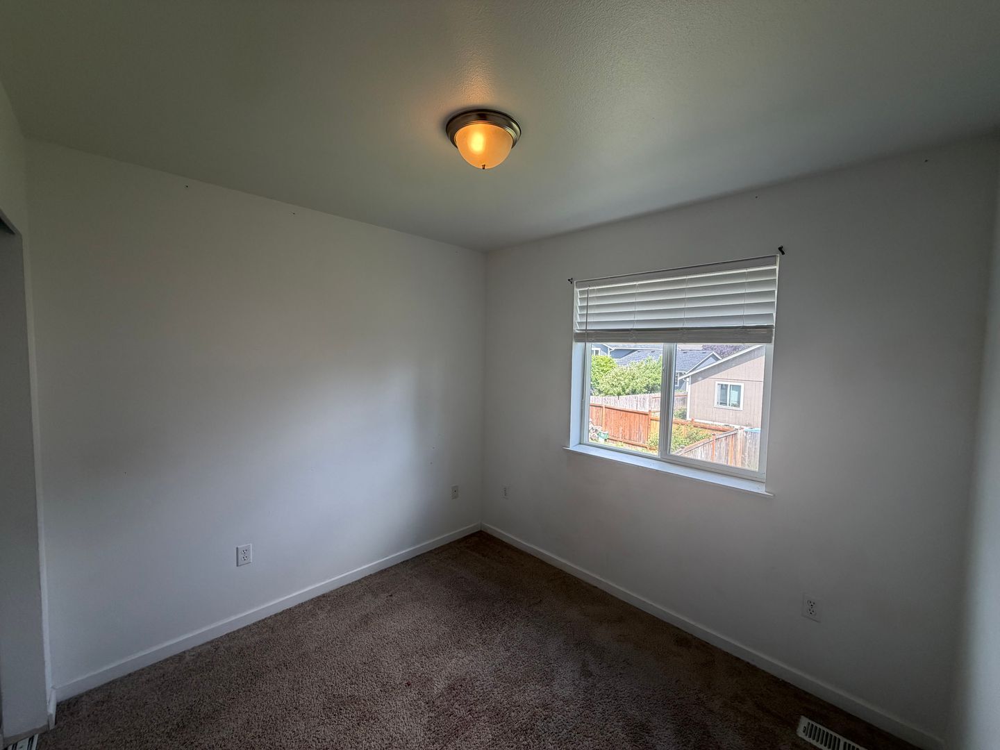2809 186th St E - Tacoma - Washington - 3 bed, 3 bath rental property