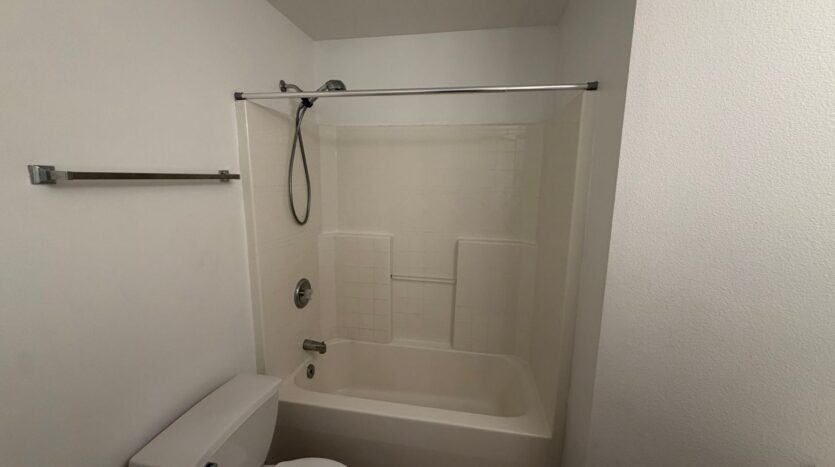 2809 186th St E - Tacoma - Washington - 3 bed, 3 bath rental property