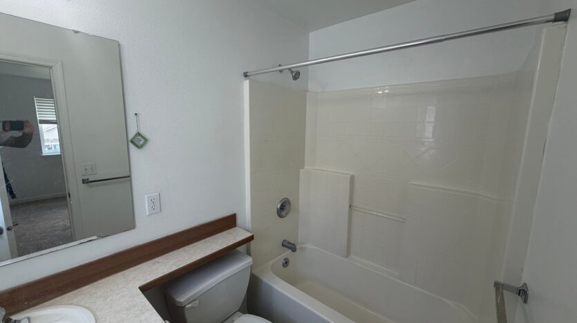 2809 186th St E - Tacoma - Washington - 3 bed, 3 bath rental property
