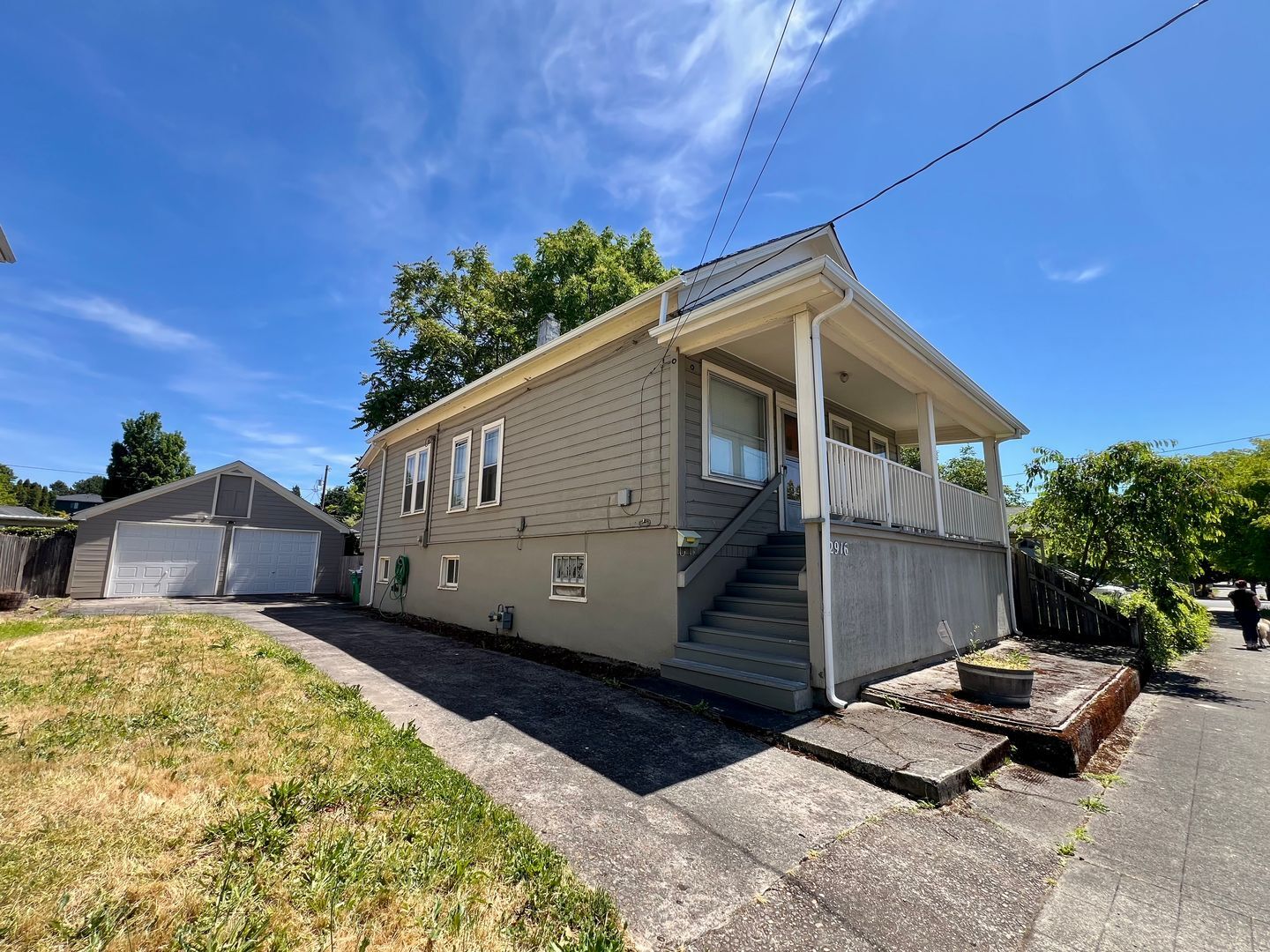 2916 SE 17th Avenue - Portland - Oregon - 2 bed, 2 bath rental property