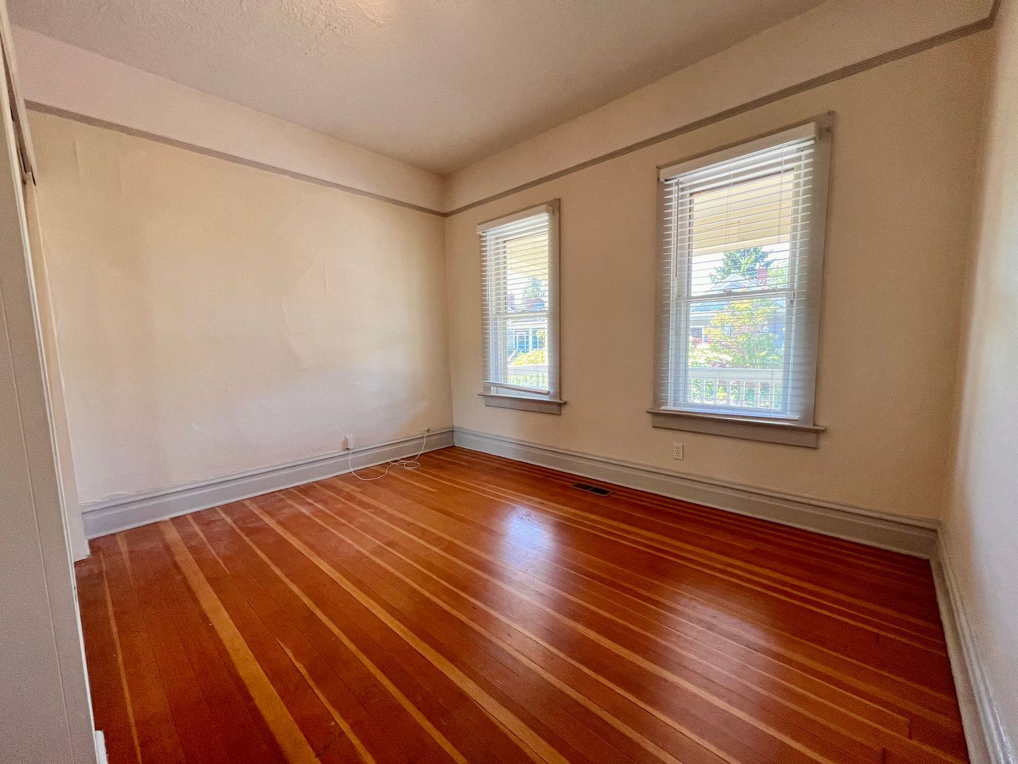 2916 SE 17th Avenue - Portland - Oregon - 2 bed, 2 bath rental property
