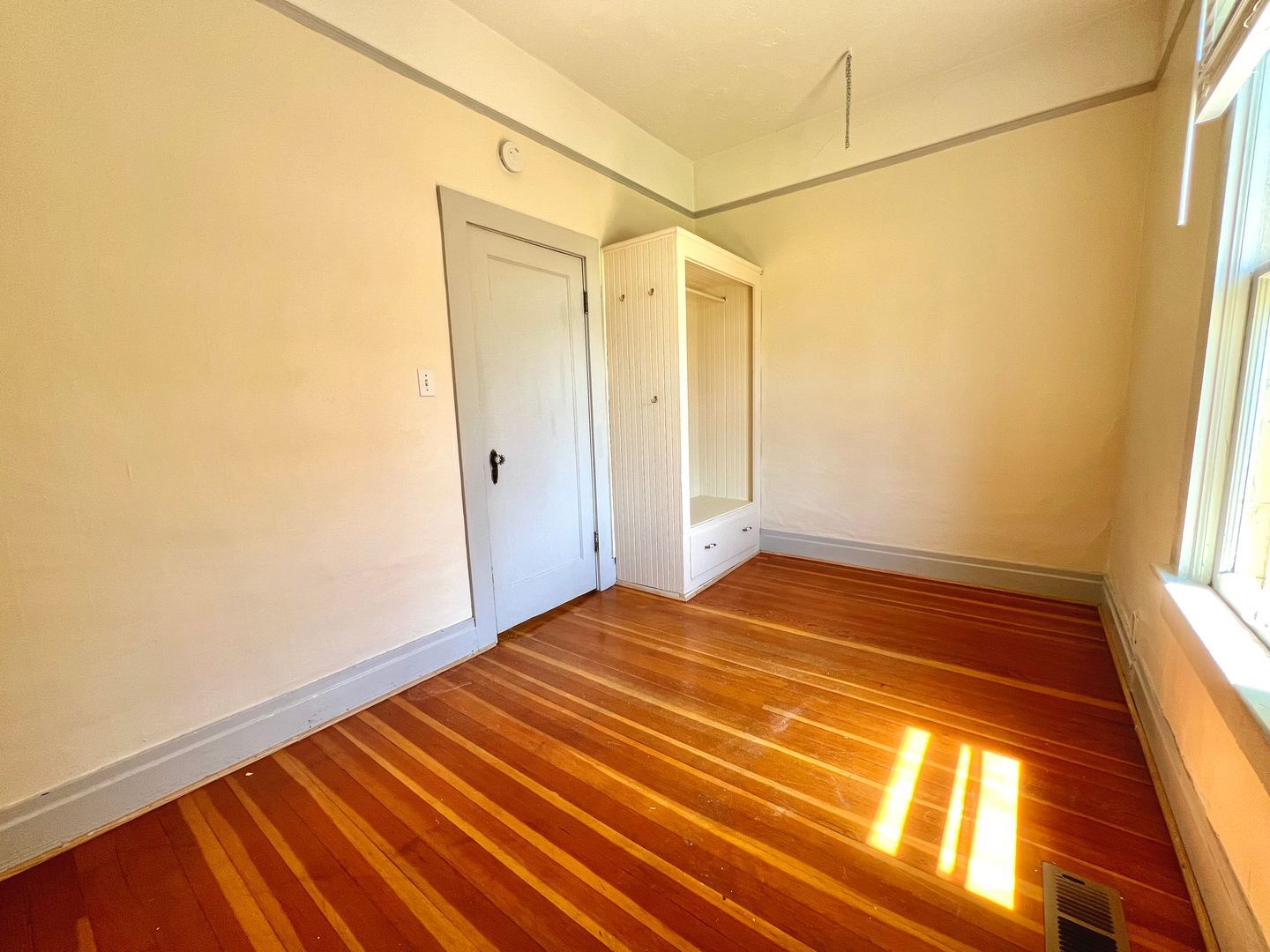 2916 SE 17th Avenue - Portland - Oregon - 2 bed, 2 bath rental property