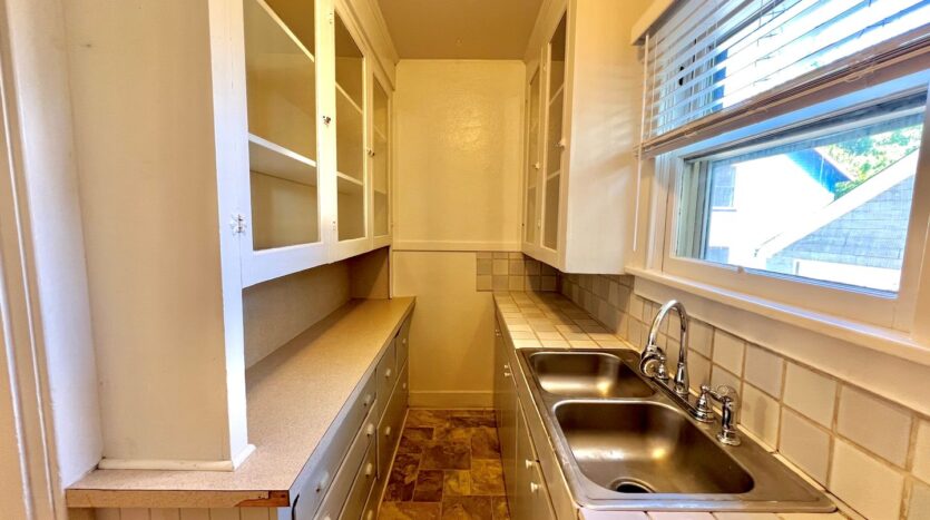 2916 SE 17th Avenue - Portland - Oregon - 2 bed, 2 bath rental property