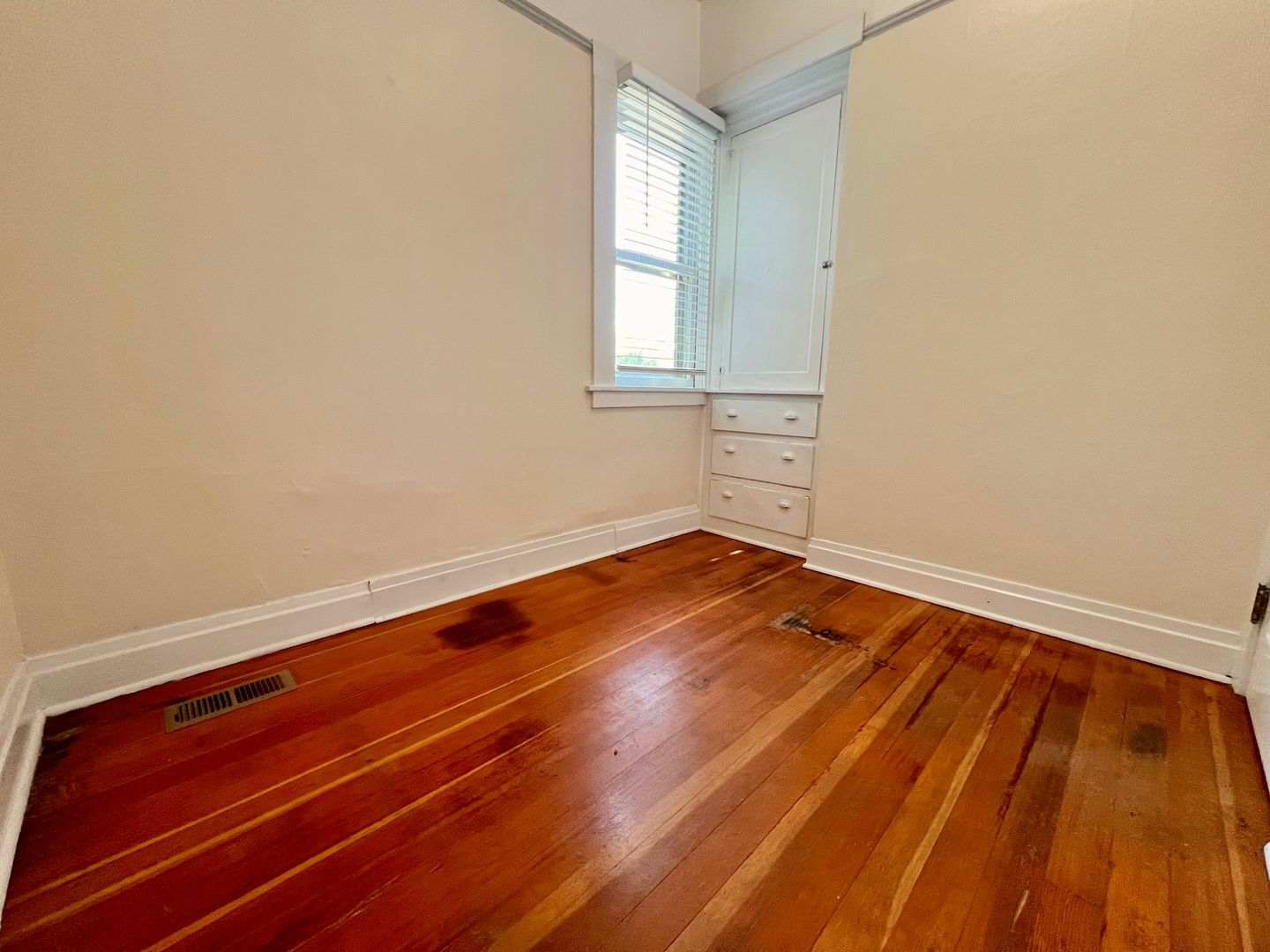 2916 SE 17th Avenue - Portland - Oregon - 2 bed, 2 bath rental property