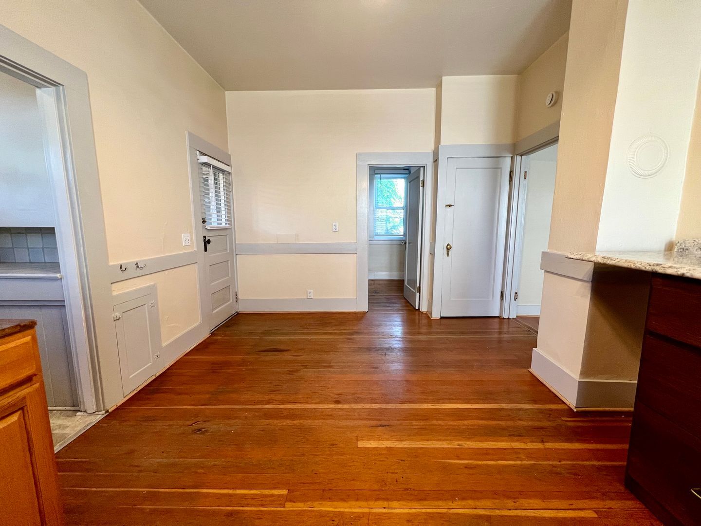 2916 SE 17th Avenue - Portland - Oregon - 2 bed, 2 bath rental property