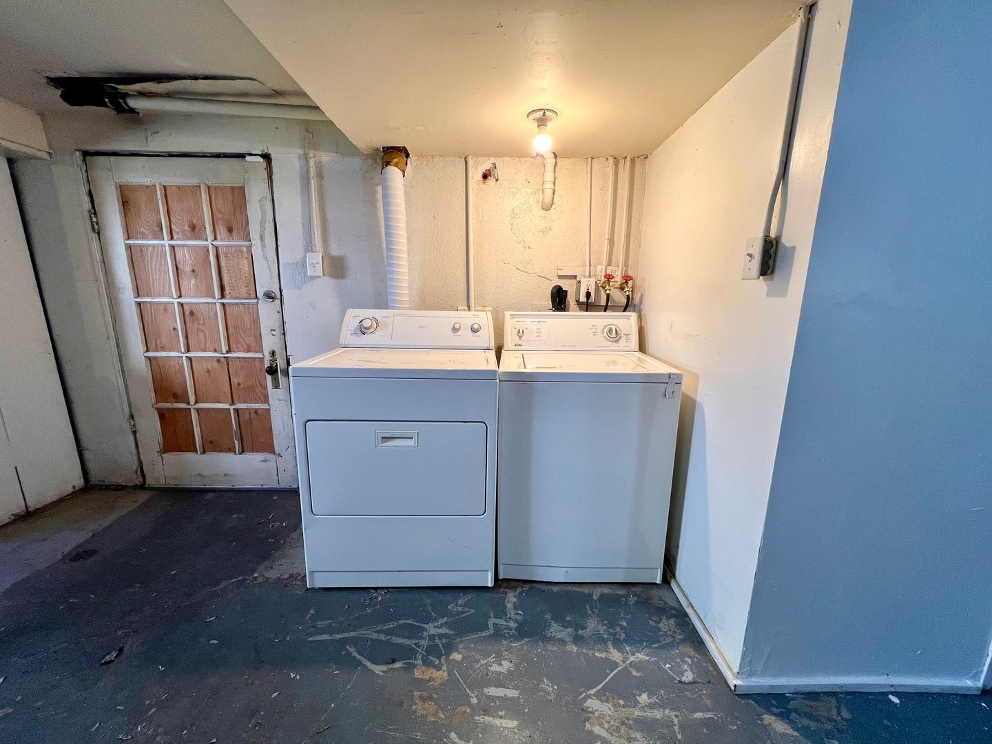2916 SE 17th Avenue - Portland - Oregon - 2 bed, 2 bath rental property