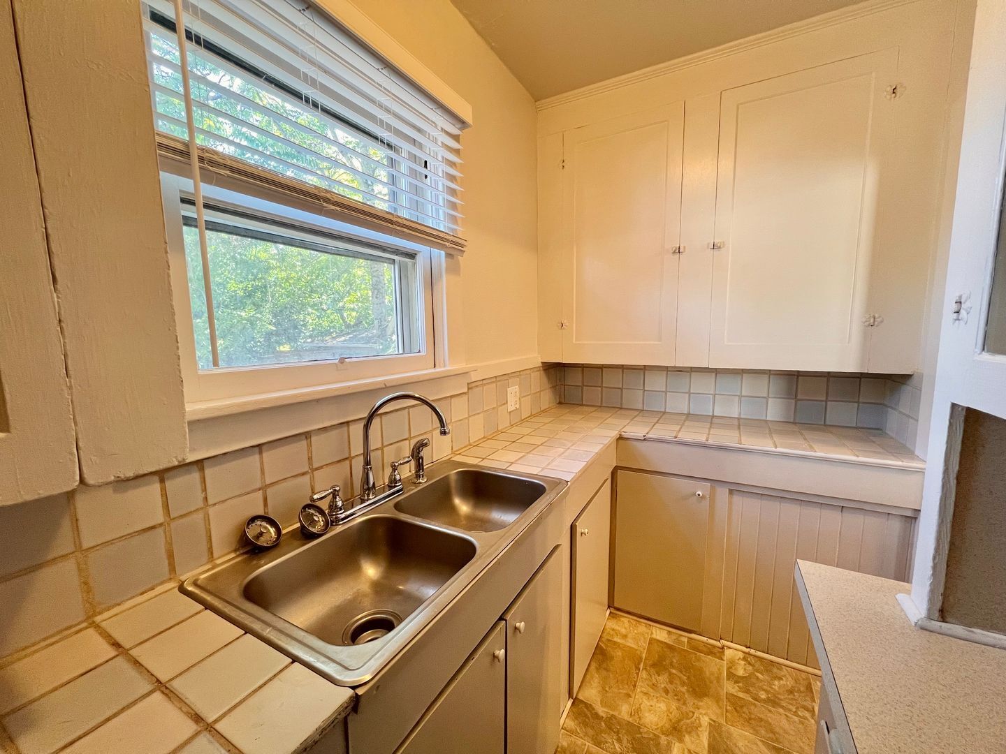 2916 SE 17th Avenue - Portland - Oregon - 2 bed, 2 bath rental property