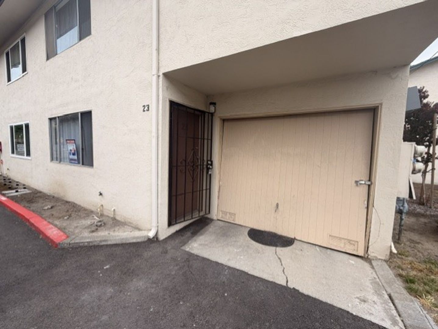 29163 Dixon Street - Hayward - California - 3 bed, 1.5 bath rental property