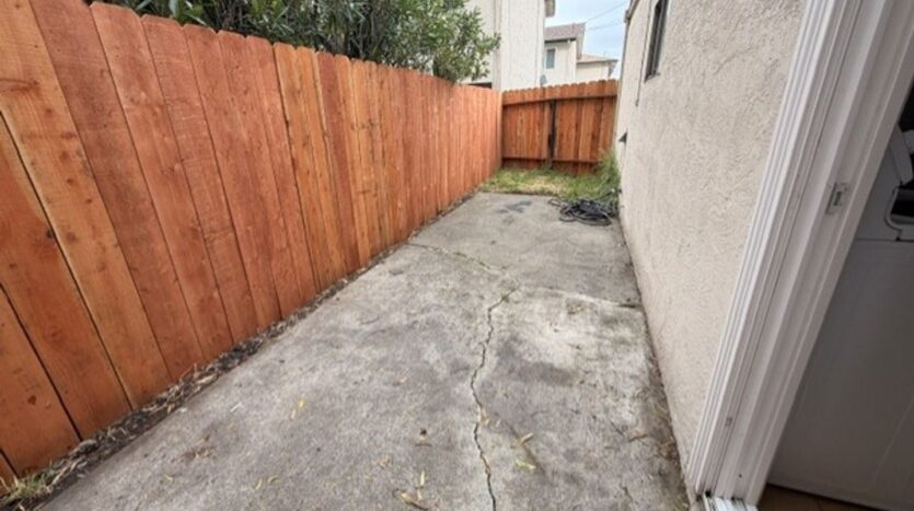 29163 Dixon Street - Hayward - California - 3 bed, 1.5 bath rental property