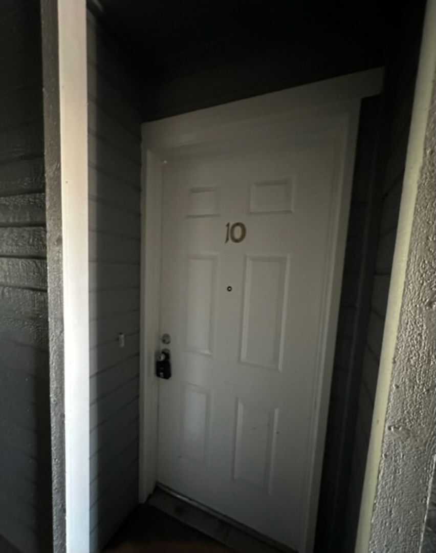 29536 Dixon St #10 - Hayward - California - 1 bed, 1 bath rental property