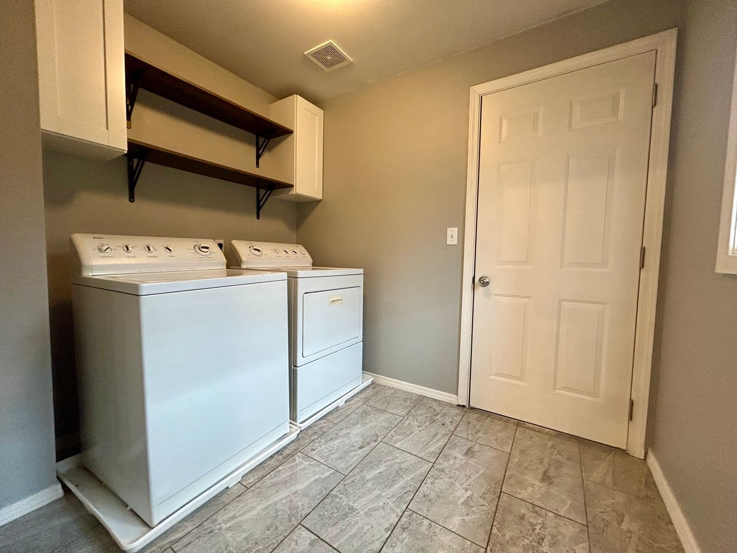 3001 NE 160th Ct - Vancouver - Washington - 3 bed, 2.5 bath rental property